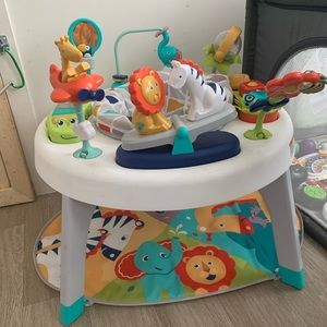 Fisher price activity center for baby !